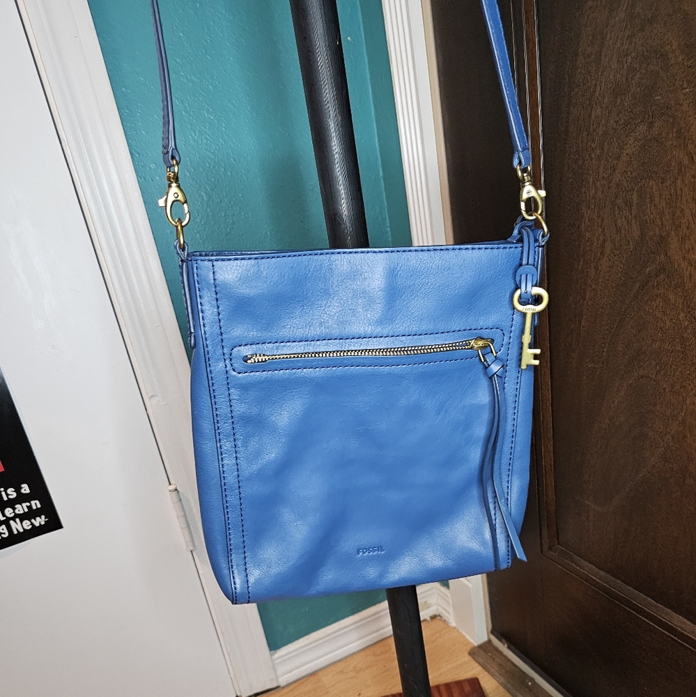 Fossil Emma North/ South Blue Crossbody bag.